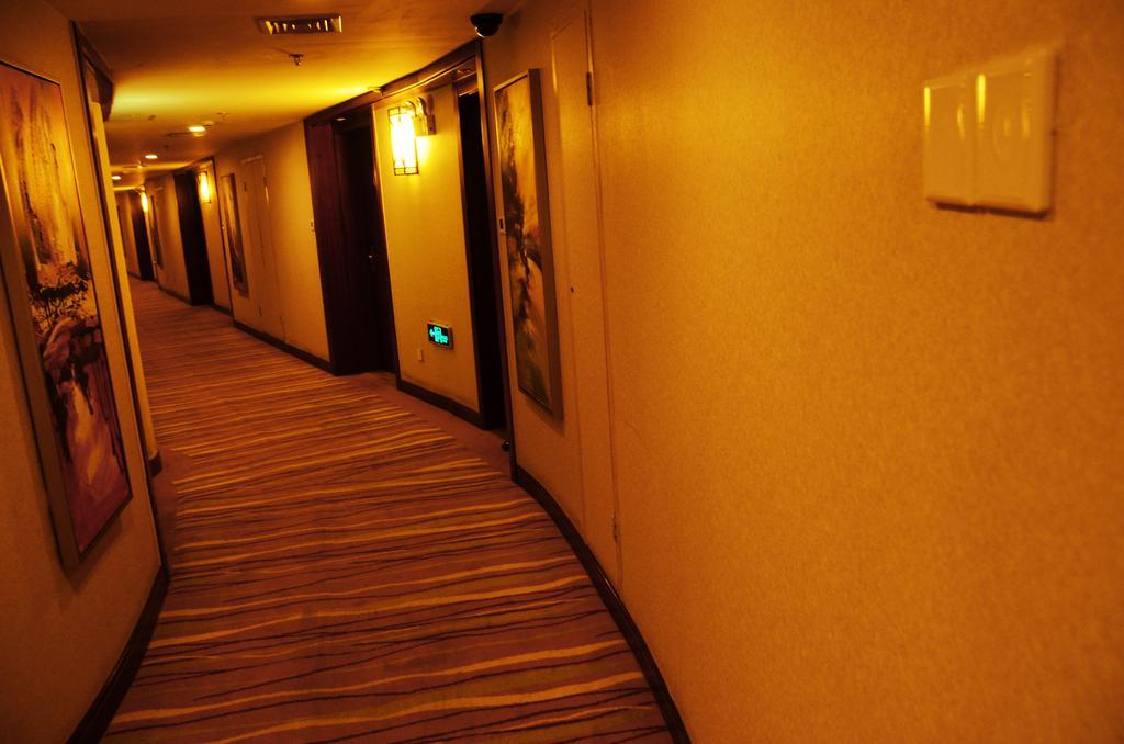 Vienna International Hotel - Expo Branch 샹하이 외부 사진